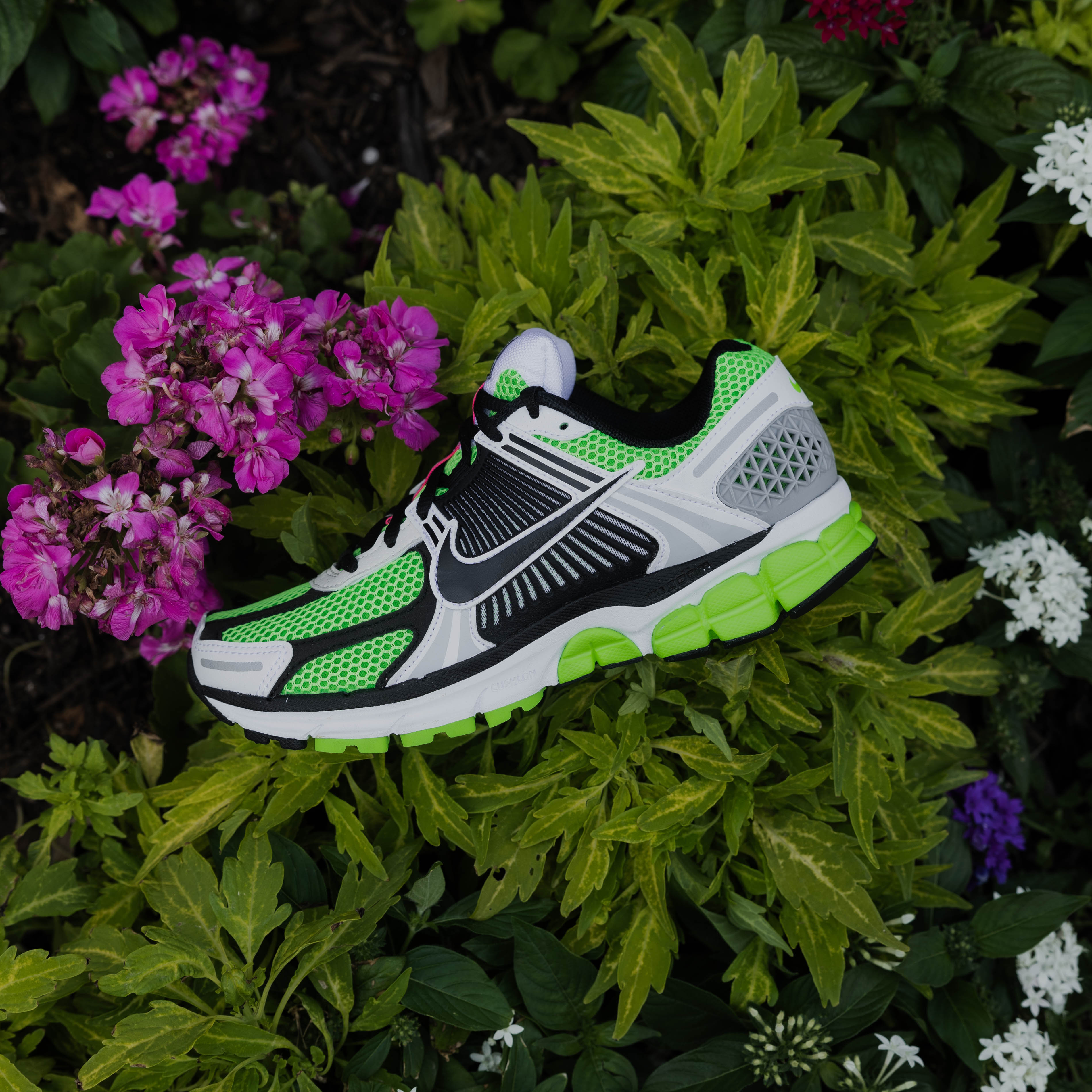zoom vomero 5 lime green