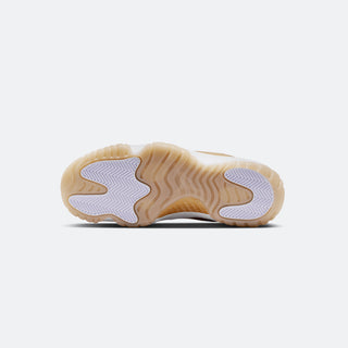 W Jordan 11 Low "Mother's Day"