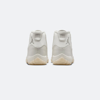 W Jordan 11 Retro "Pearl"