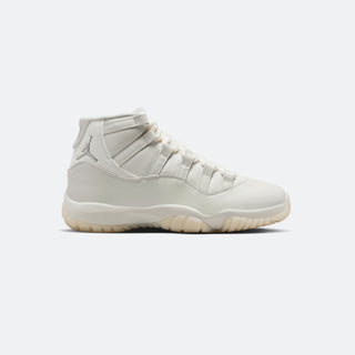 W Jordan 11 Retro "Pearl"