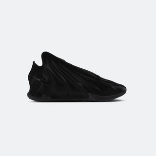 Nike GT Future "Triple Black"