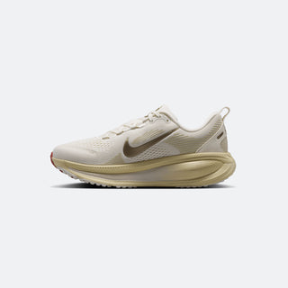 W Nike Vomero 18 "Sail"