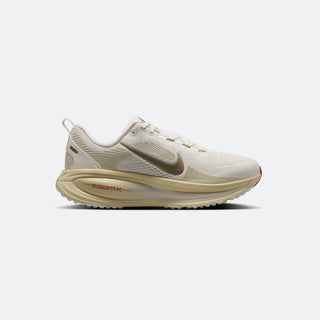W Nike Vomero 18 "Sail"