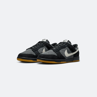 NIke Dunk "Black Anthracite Gum"