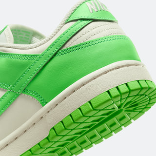 W Nike Dunk Low 'Green Strike'