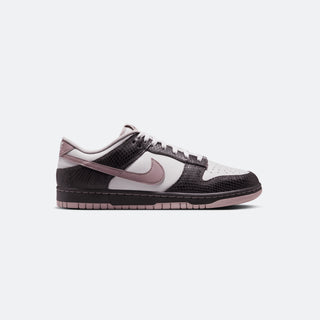 Nike Dunk Low SE "Medium Ash"