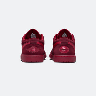 W Jordan 1 Low "V-Day"