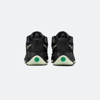 Nike KD18 SE "Slim Reaper"