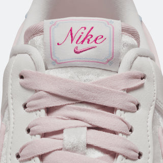 W Nike AF1 "Valentine's Day"