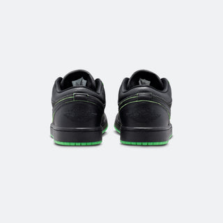 Jordan 1 Low SE "Halloween"