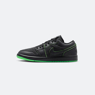 Jordan 1 Low SE "Halloween"