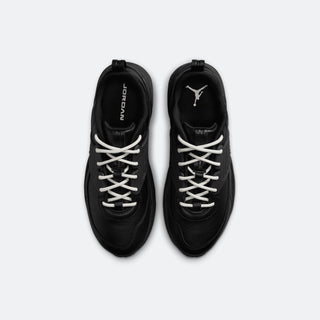 Jordan Trunner O/S SP "Black Cat"