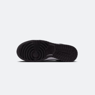 W Nike Dunk Patent "Panda"