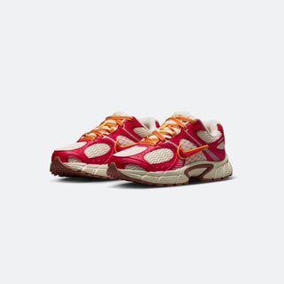 W Nike V5 RNR "Game Day"