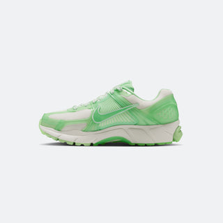 W Nike Vomero 5 "Barely Green"