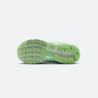 W Nike Vomero 5 "Barely Green"
